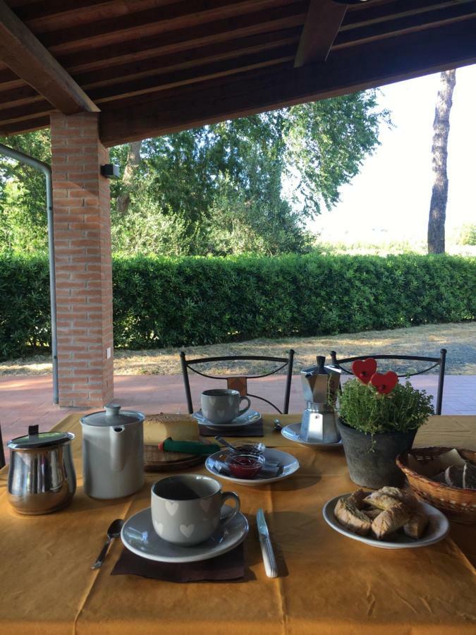 Agriturismo Il Poggio カザーレ・マリッティモ エクステリア 写真
